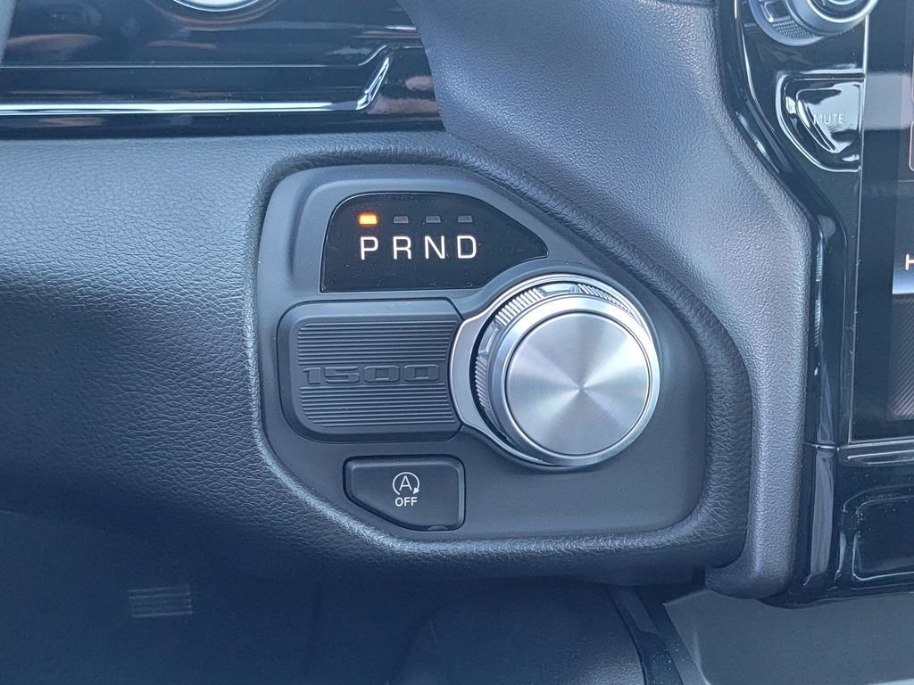 2026 RAM 1500 Laramie - Photo 18