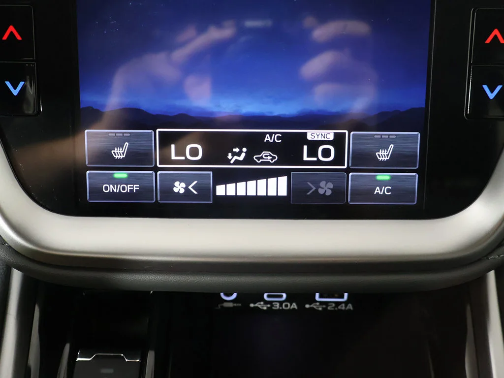 Used 2025 Black Subaru Onyx Edition image 49