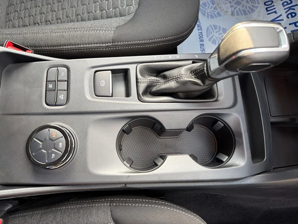 New 2026 Marsh Gray Ford XLT image 14