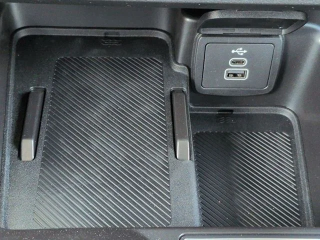New 2026 Avalanche Gray Ford Badlands® image 22