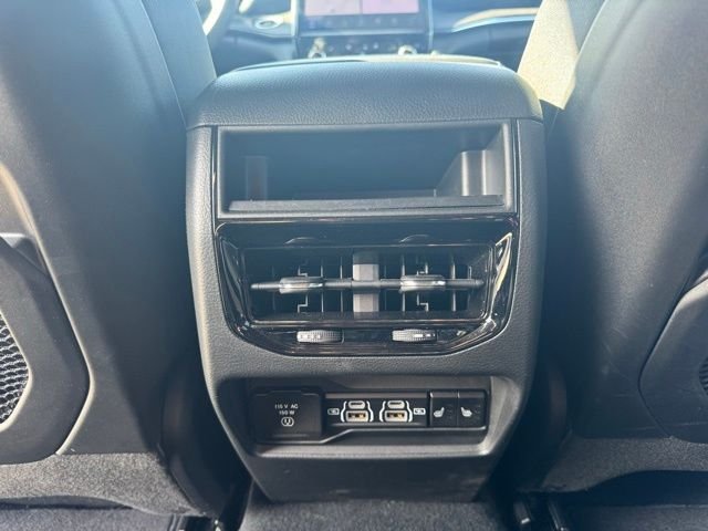 2025 Jeep Grand Cherokee Overland 4xe - Photo 19