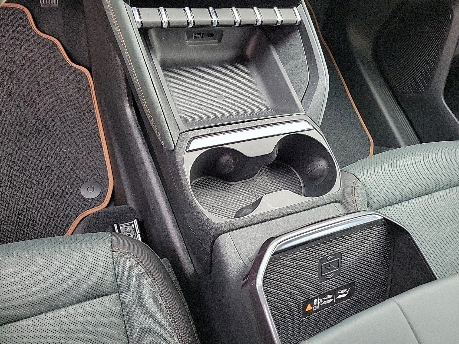 2026 GMC Terrain AT4 - Photo 27