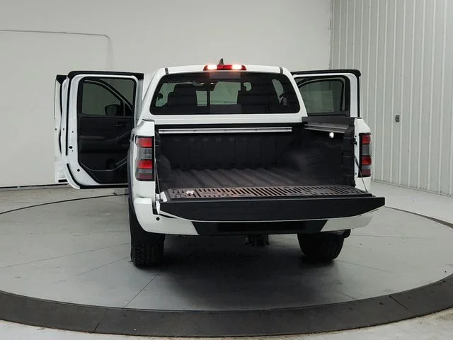 New 2027 White Nissan PRO-4X image 15