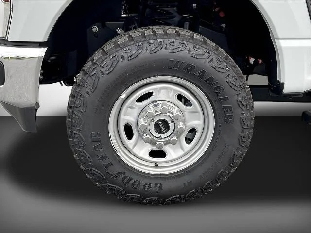 New 2026 Avalanche Ford F-350® XL image 47