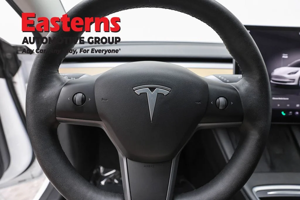 Used 2022 White Tesla Long Range image 10