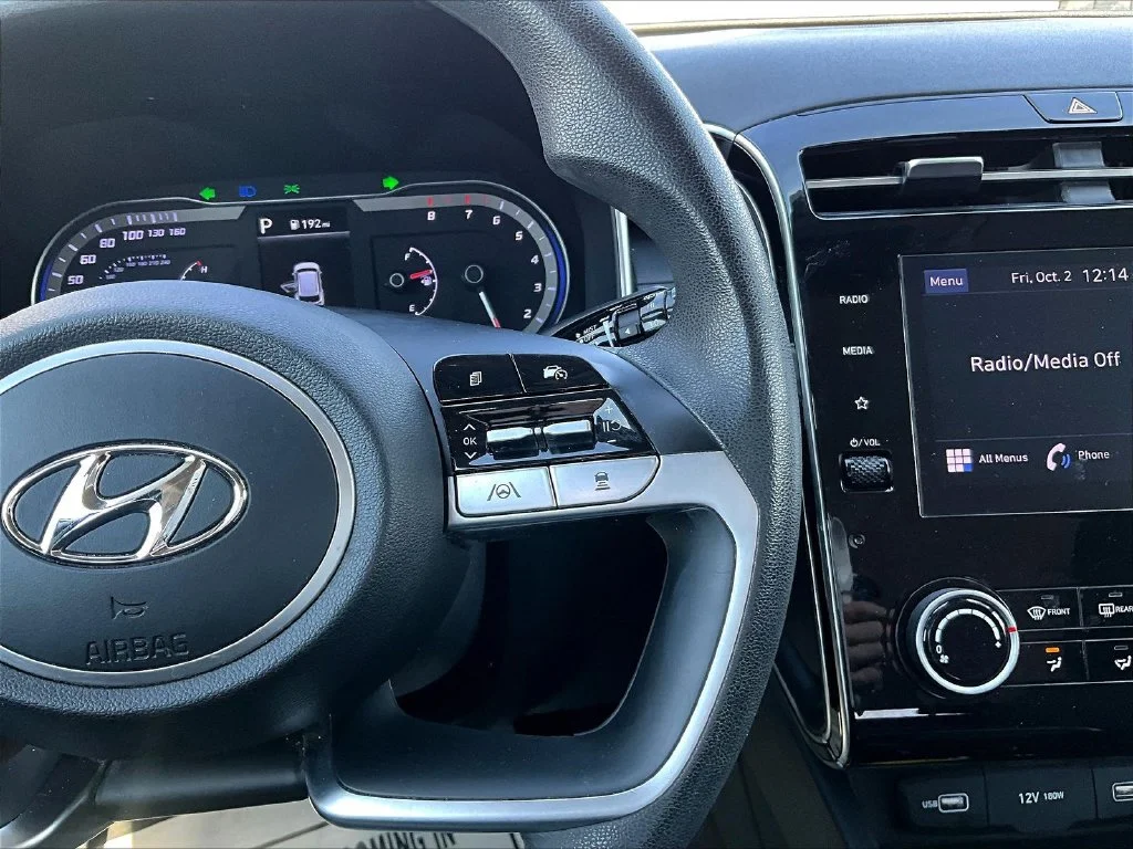 Used 2022 Gray Hyundai SEL image 14