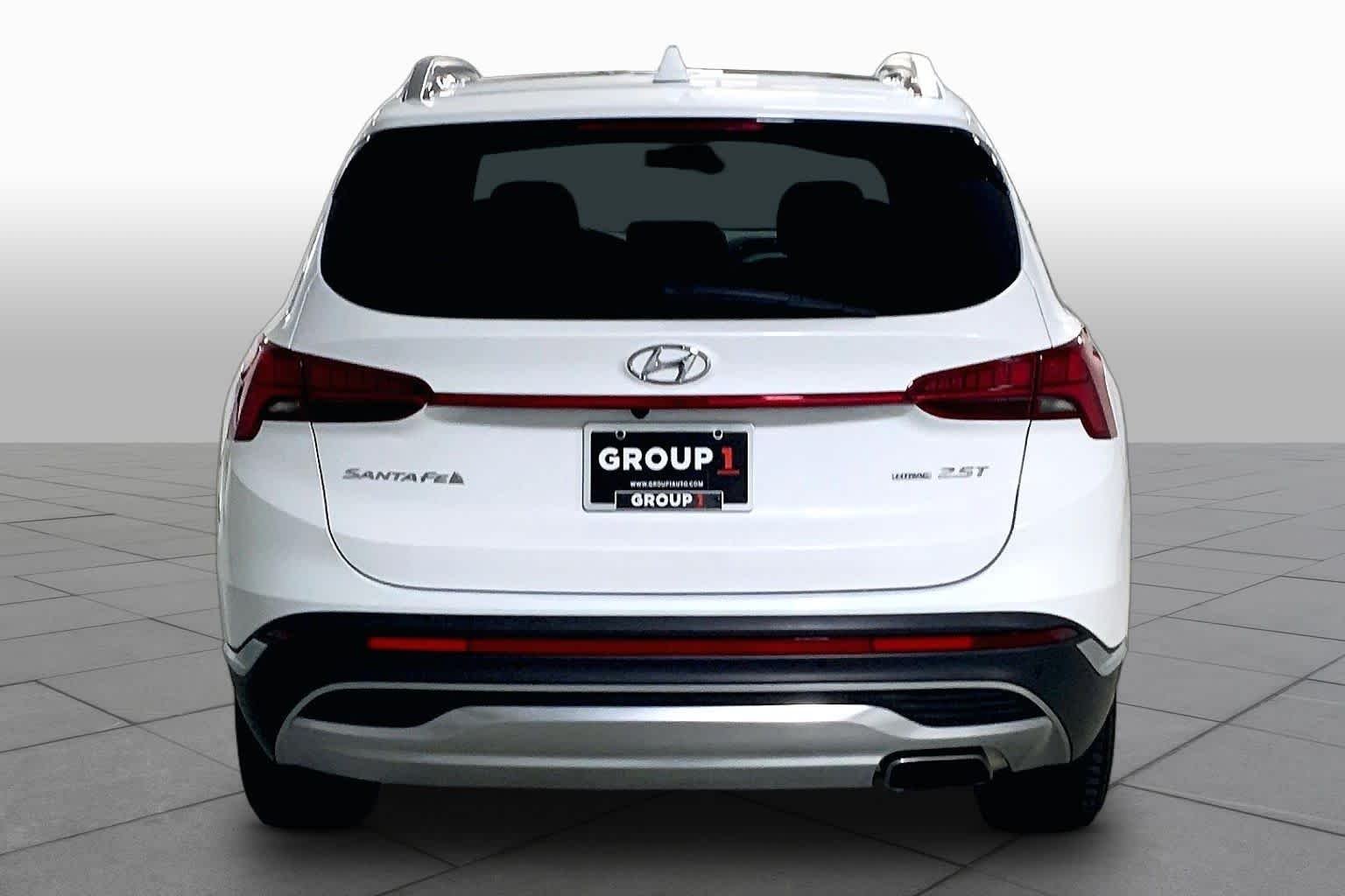 Used 2022 Quartz White Hyundai Limited image 4
