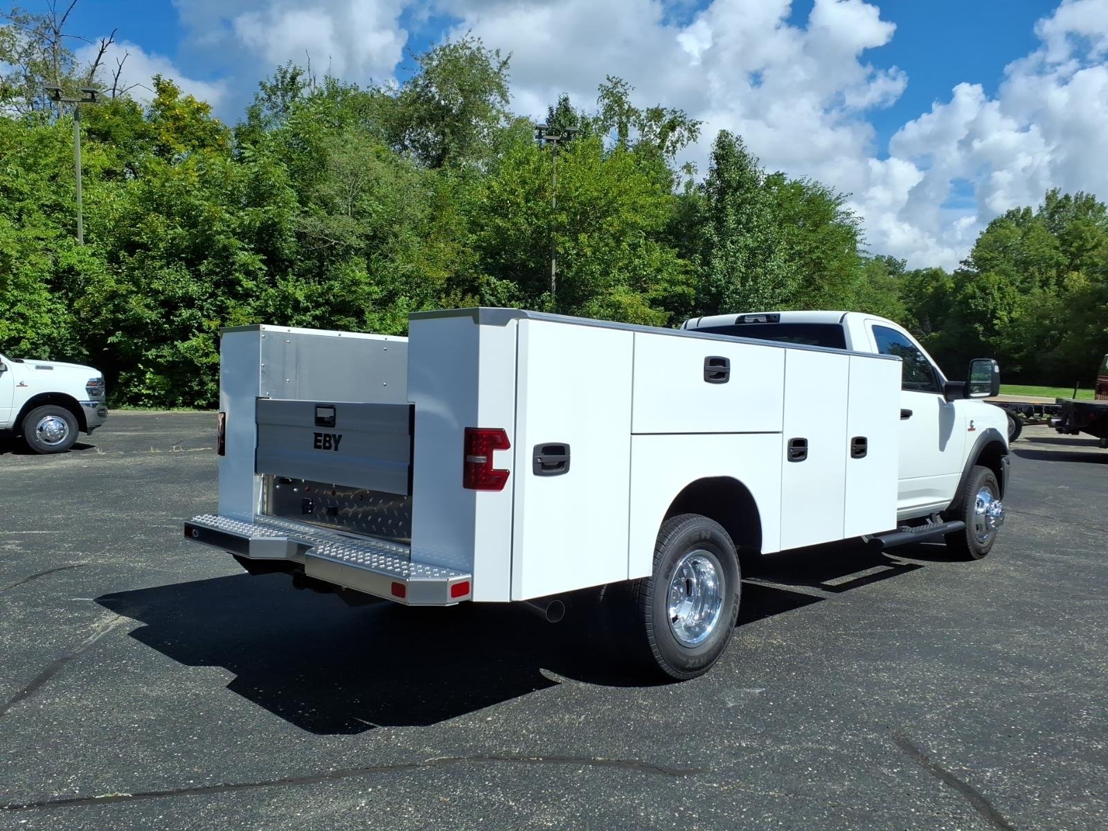 New 2026 Bright White Clear-Coat Exterior Paint RAM Tradesman/Big Horn image 7