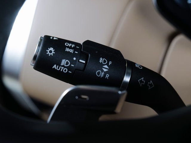 Certified Used 2026 Santorini Black Metallic Land Rover SE image 21