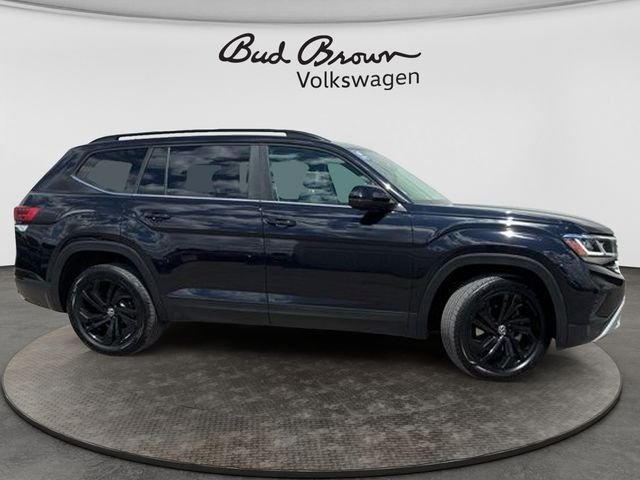 Certified 2023 Volkswagen Atlas SE w/Tech with VIN 1V2KR2CAXPC511964 for sale in Kansas City