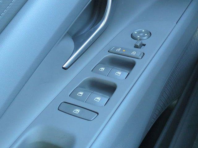 New 2026 Gray Hyundai SE image 21