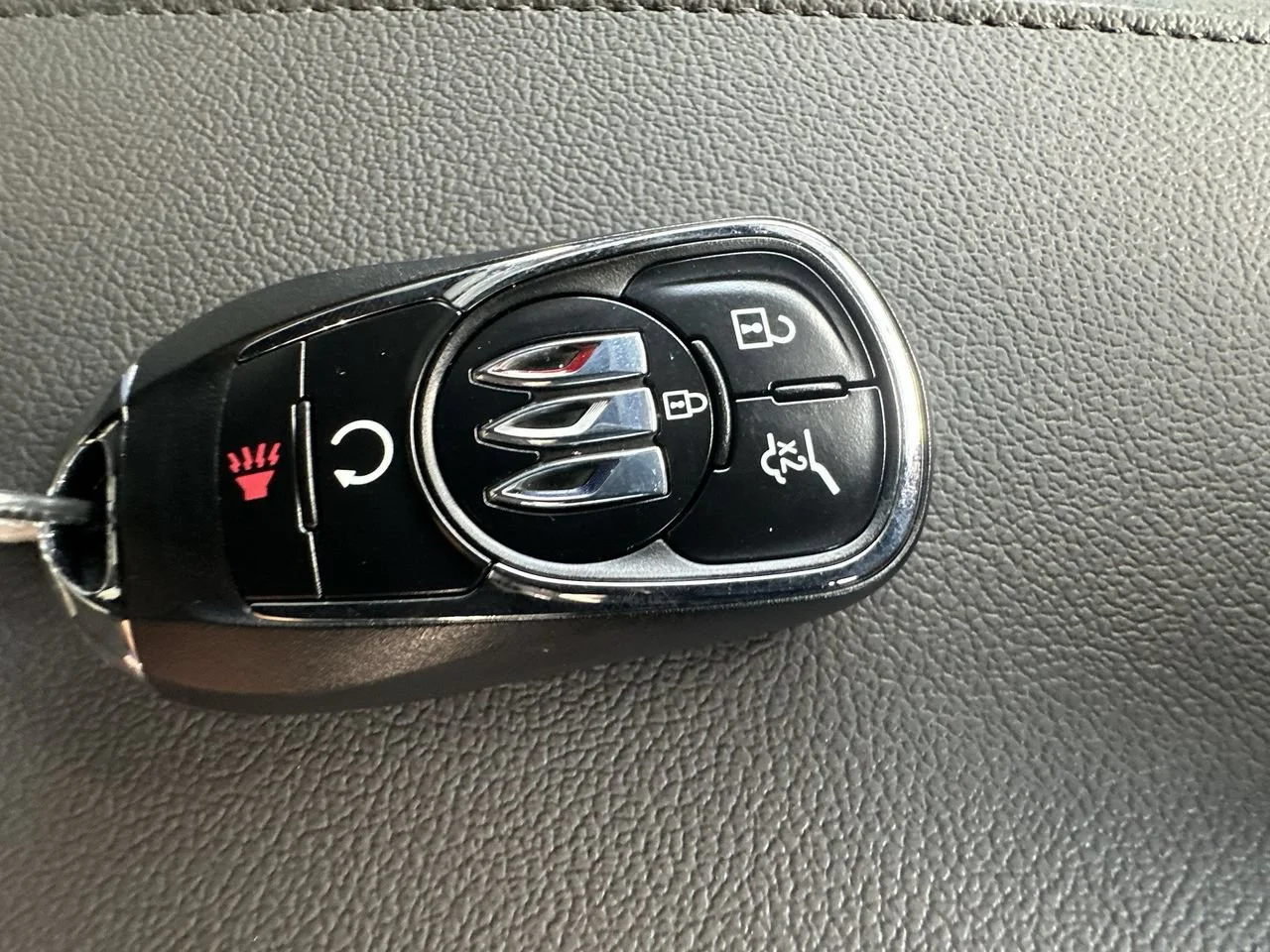 2026 Buick Envista Sport Touring - Photo 28