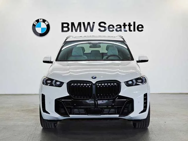 Used 2025 Alpine White BMW xDrive50e image 6