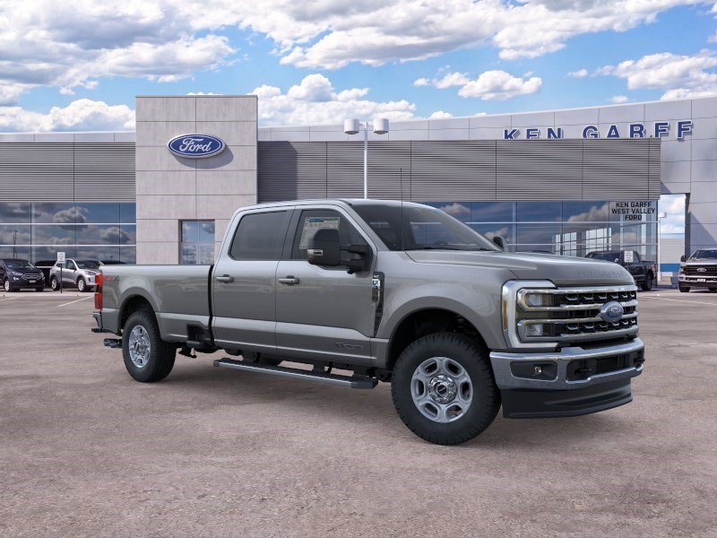 New 2026 Carbonized Gray Metallic Ford XLT image 8