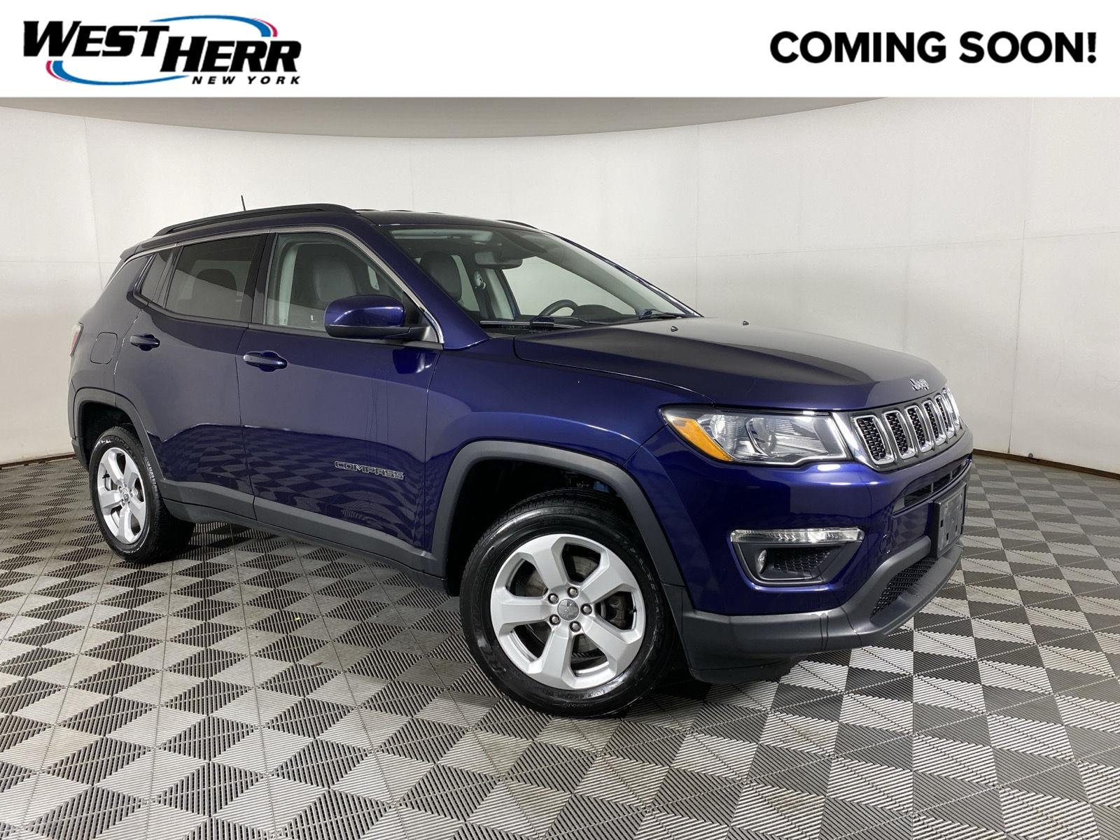 Used 2021 Jazz Blue Pearlcoat Jeep Latitude image 1