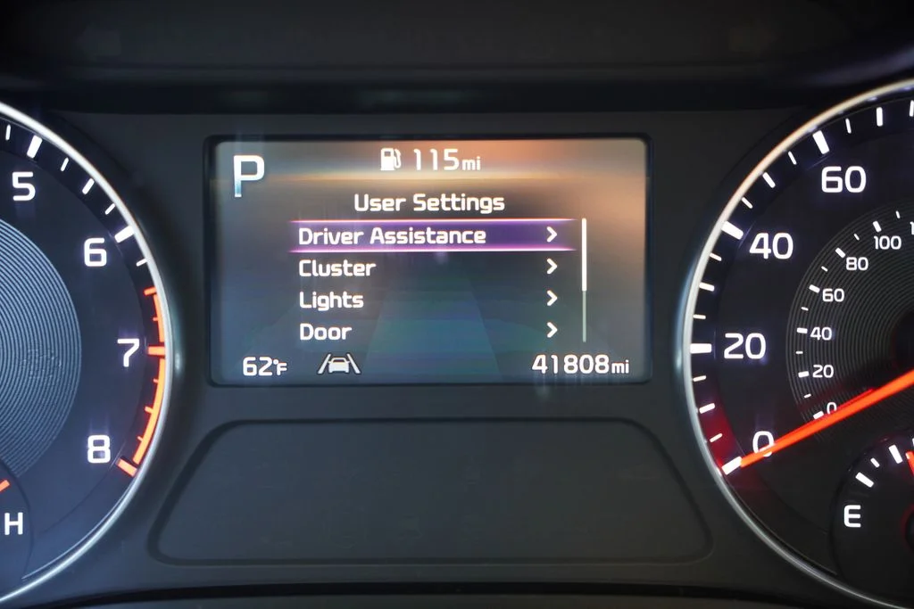 Used 2023 Gravity Gray Kia LXS image 29