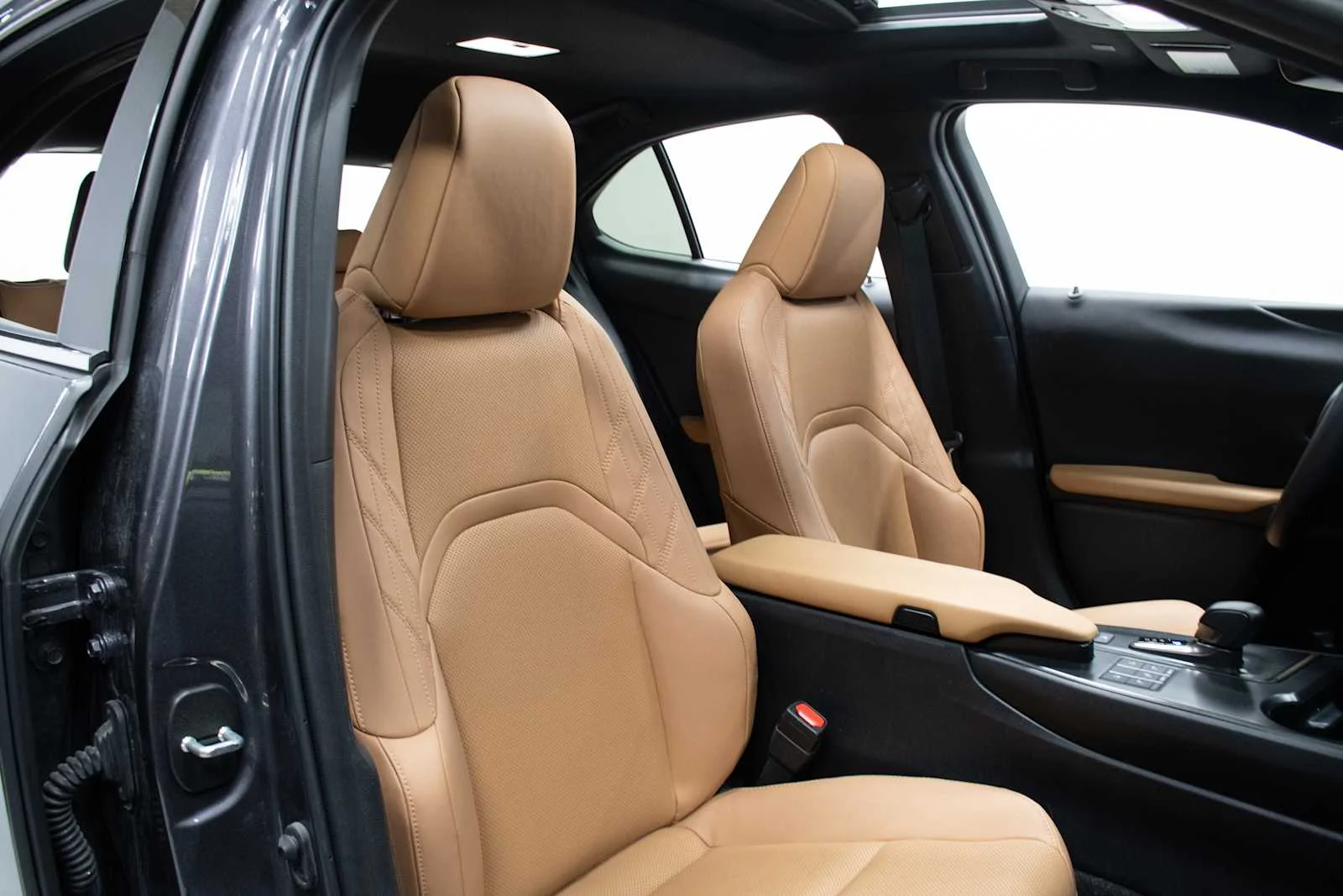 2025 Lexus UX Hybrid 300h Premium | CarEdge | CarEdge