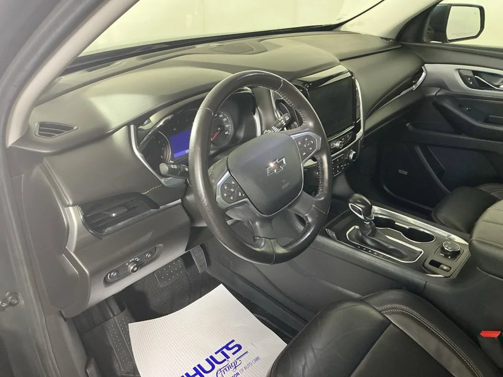 Used 2021 Gray Chevrolet RS image 8