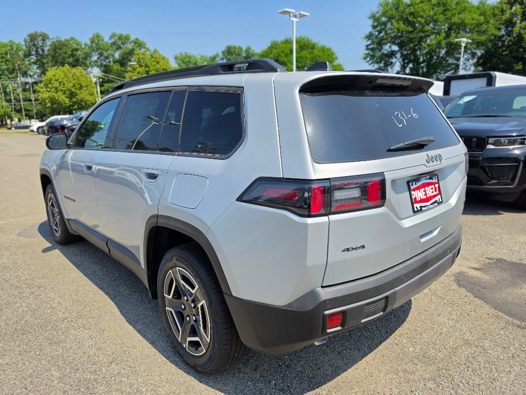 New 2026 Silver Zynith Clear-Coat Exterior Paint Jeep Limited image 10