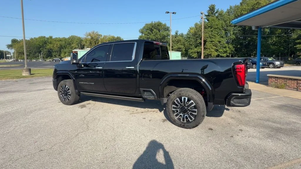 Used 2024 Black GMC Denali Ultimate image 6