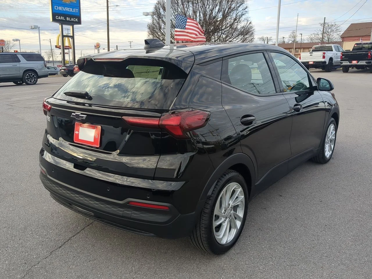 New 2027 Mosaic Black Metallic Chevrolet LT image 8