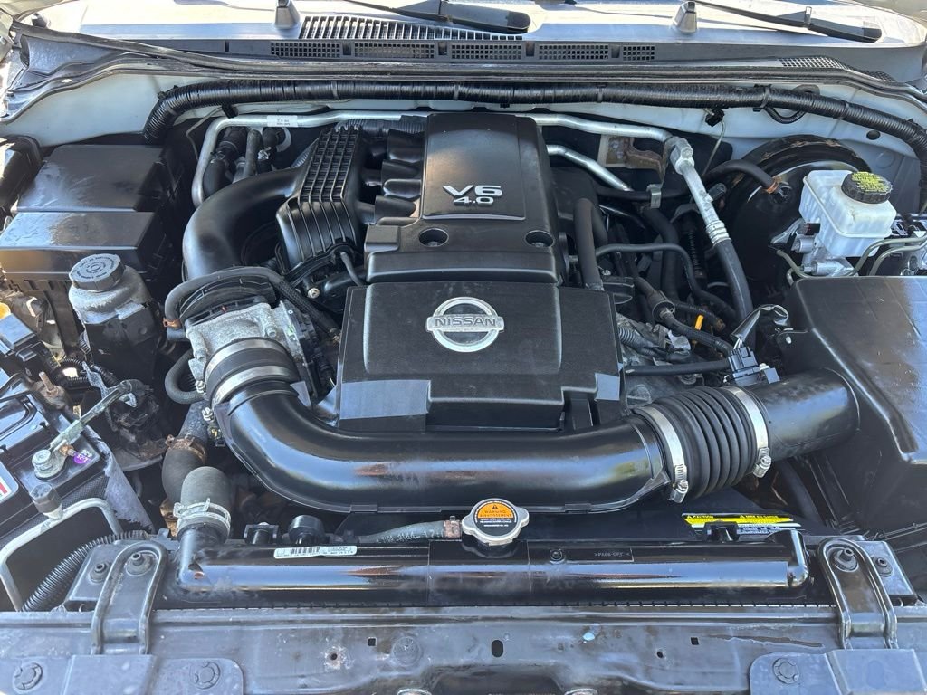 Used 2019 Silver Nissan SV image 11