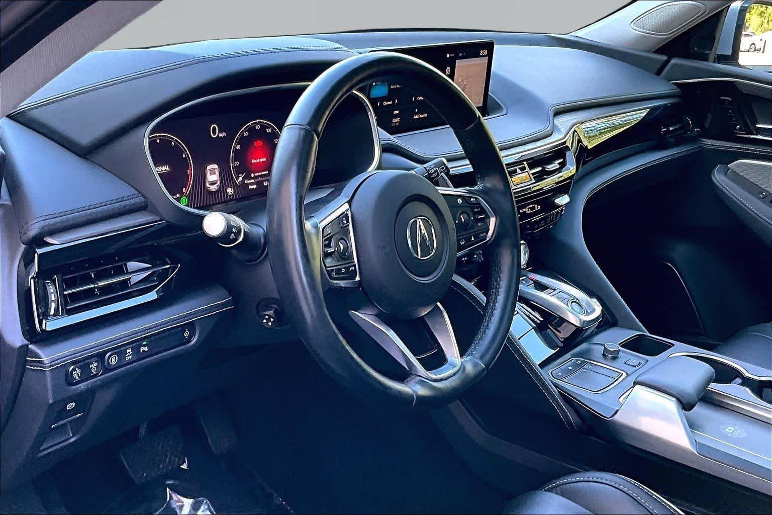 Used 2023 Lunar Silver Metallic Acura w/Advance Package image 18