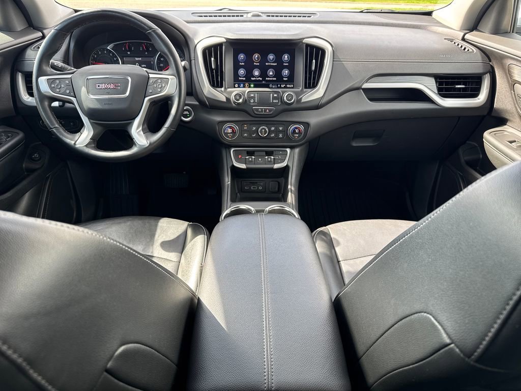 2024 GMC Terrain SLT - Photo 16