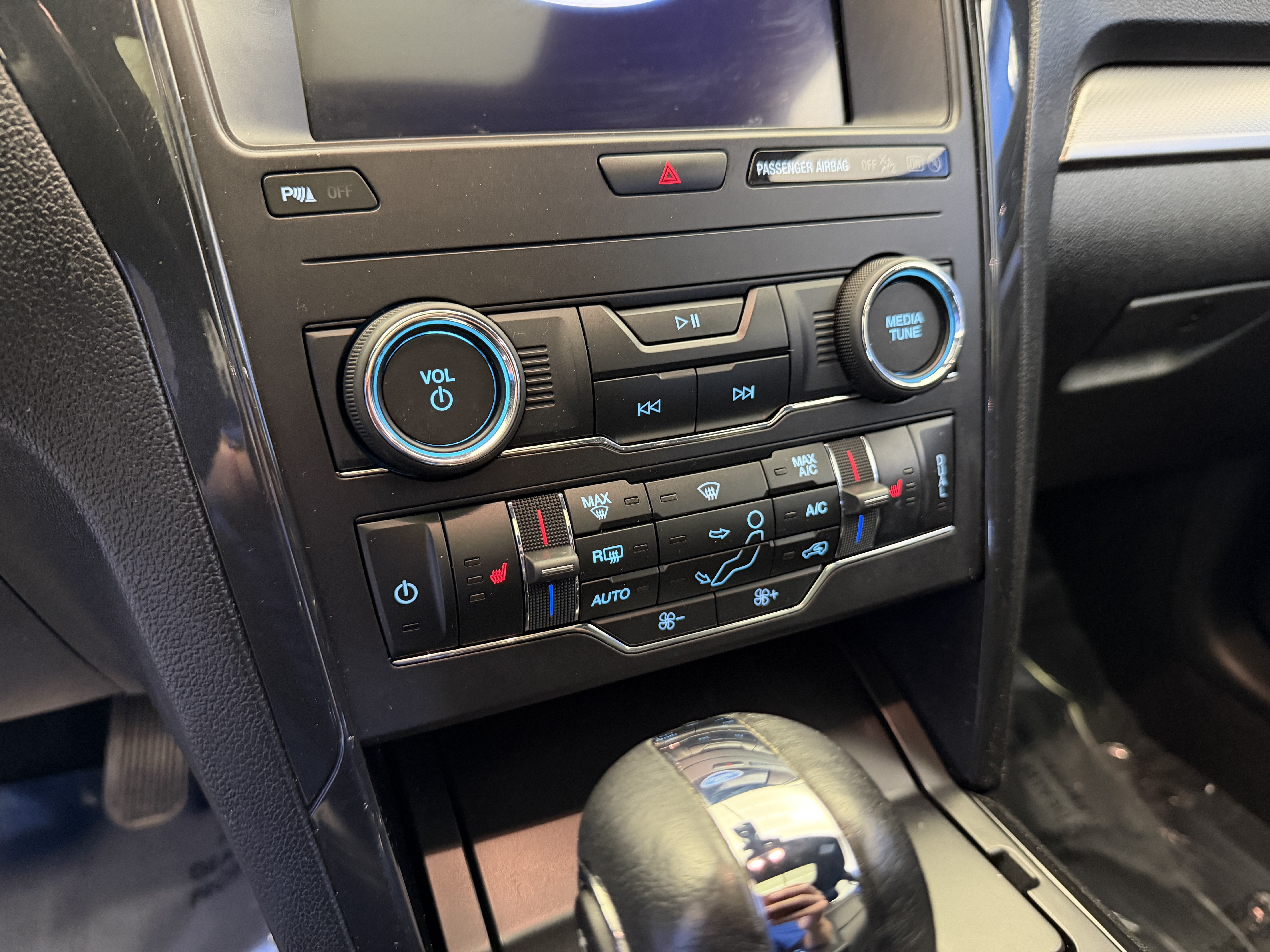 Used 2019 Burgundy Velvet Metallic Tinted Clearcoat Ford XLT image 22
