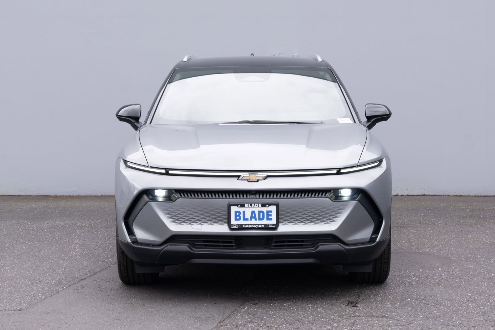 New 2026 Sterling Gray Metallic Chevrolet LT image 18