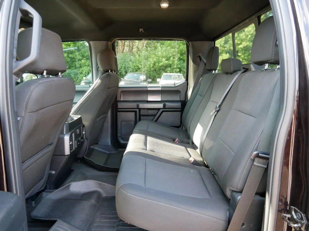 Used 2018  Ford XLT image 11