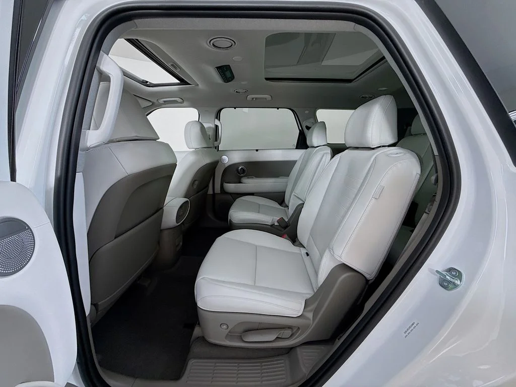 New 2026 Creamy White Pearl Hyundai Limited image 26