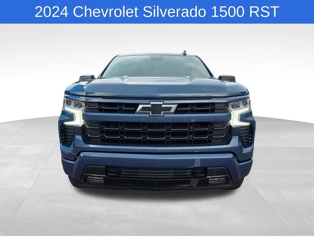 Used 2024 Lakeshore Blue Metallic Chevrolet RST image 9