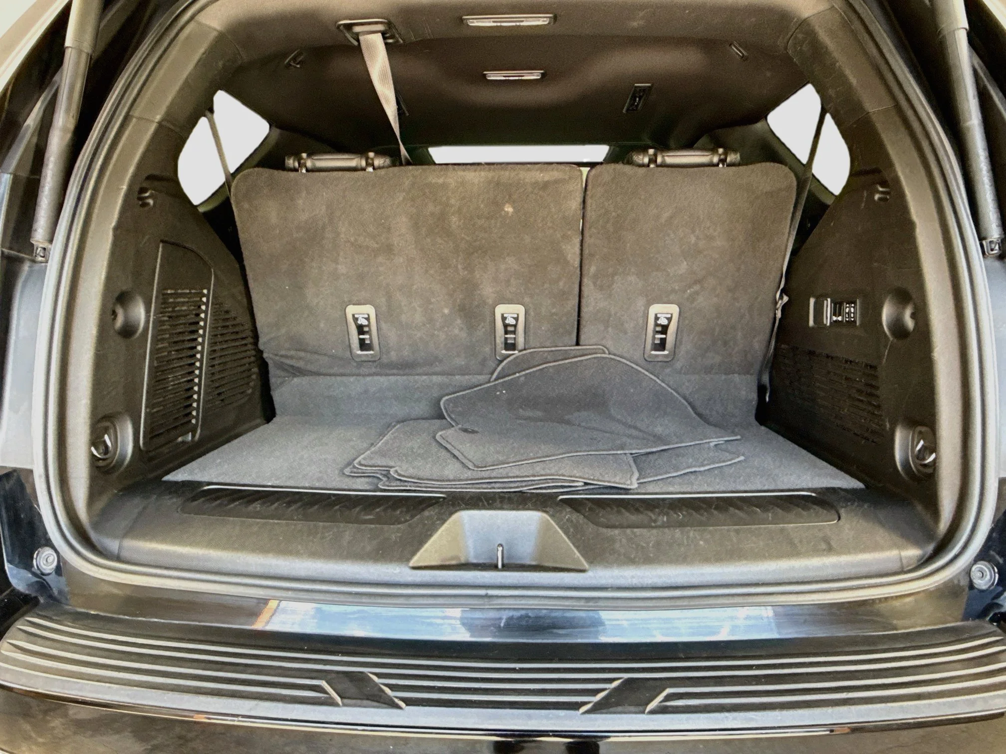 Used 2022 BLACK Chevrolet LT image 29