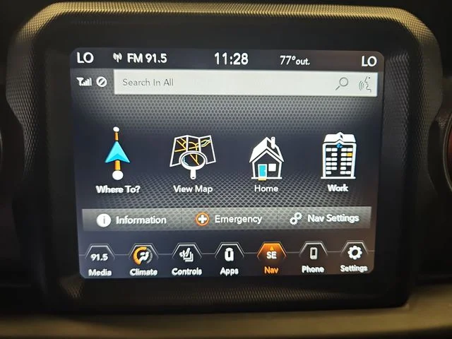 Used 2022 Black Jeep Mojave image 22