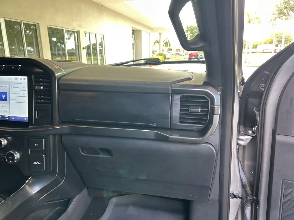Used 2022 Silver Ford XLT image 28