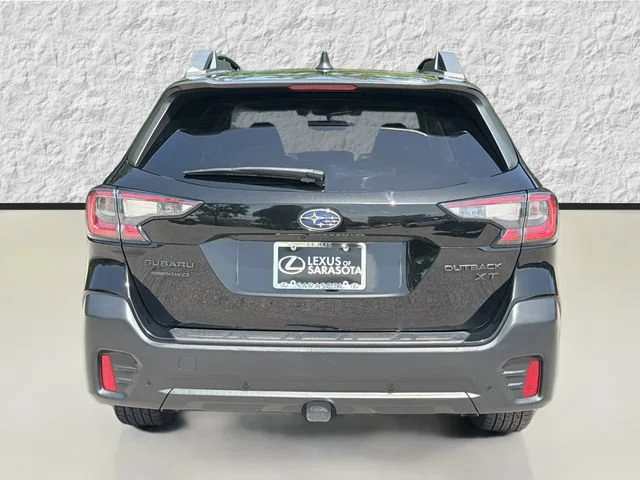 Used 2020 Crystal Black Silica Subaru Onyx Edition XT image 4