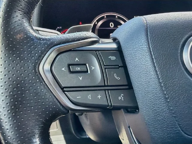 Used 2023 Silver Lexus LX 600 F SPORT image 40