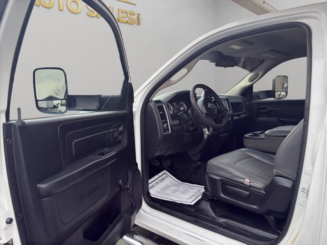 Used 2017 Bright White Clearcoat Ram Tradesman image 23
