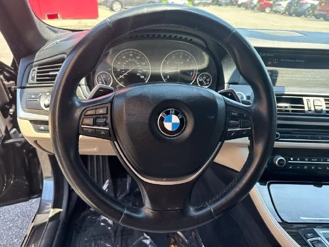 Used 2011 Dark Graphite BMW 550i image 18