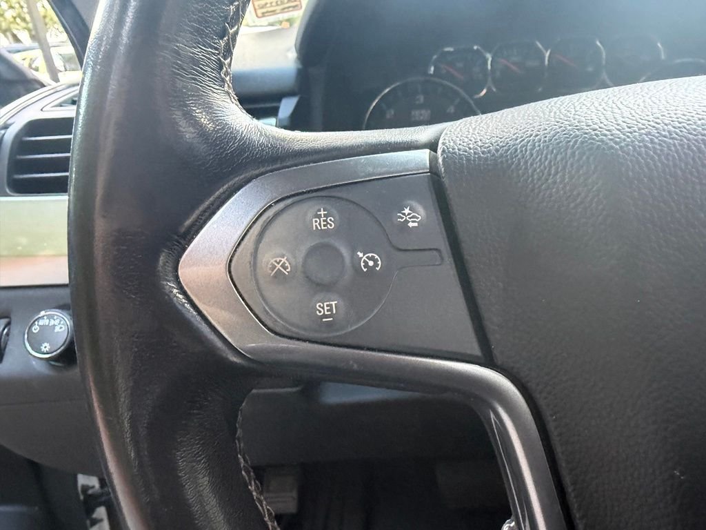 Used 2020 Summit White Chevrolet LT image 18