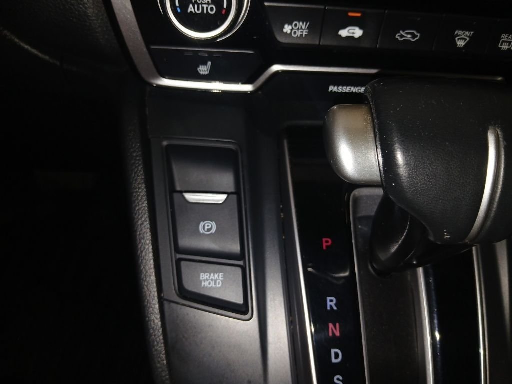 Used 2019 Silver Honda EX-L image 21