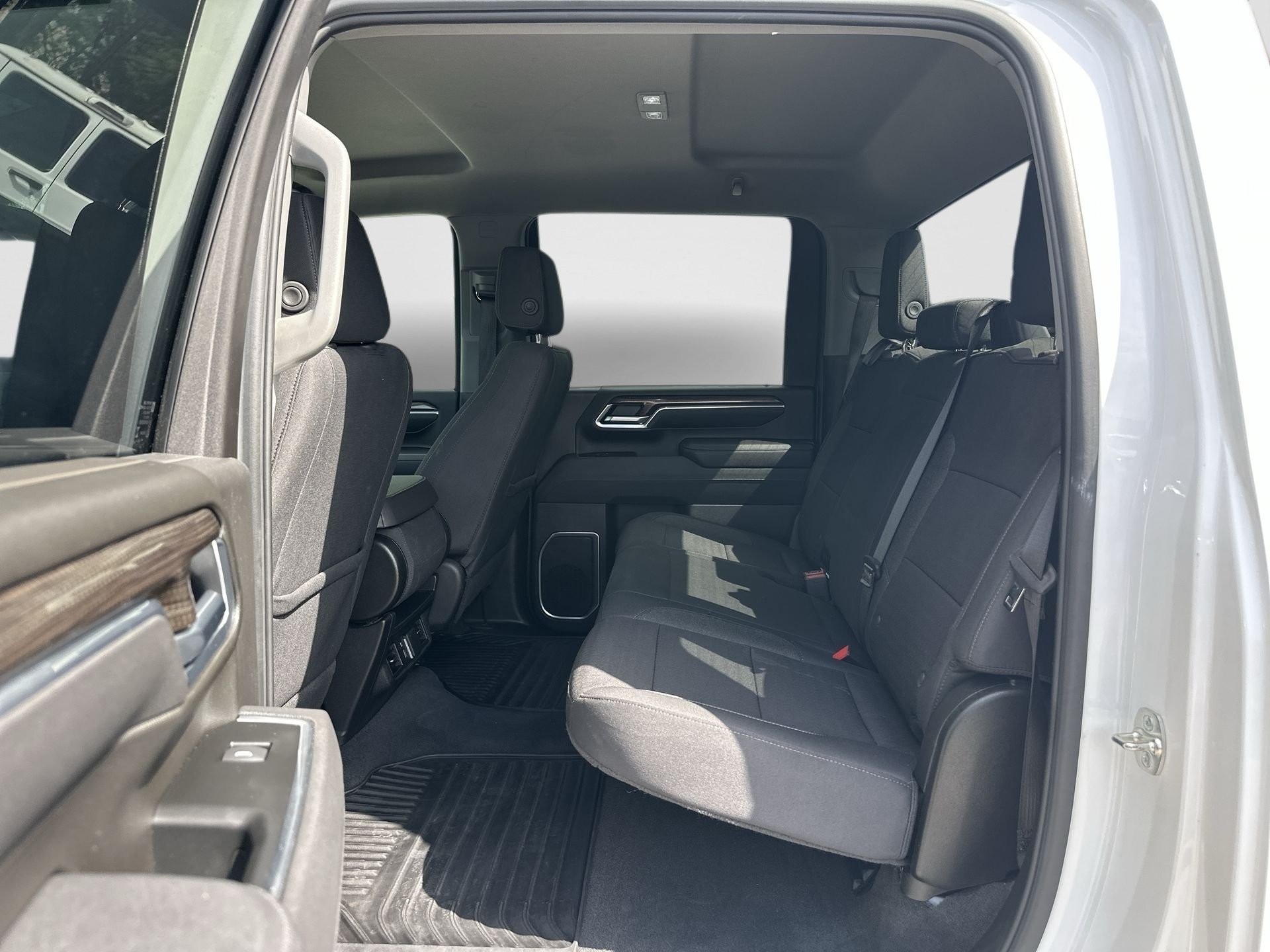 2025 Chevrolet Silverado 2500HD LT - Photo 24