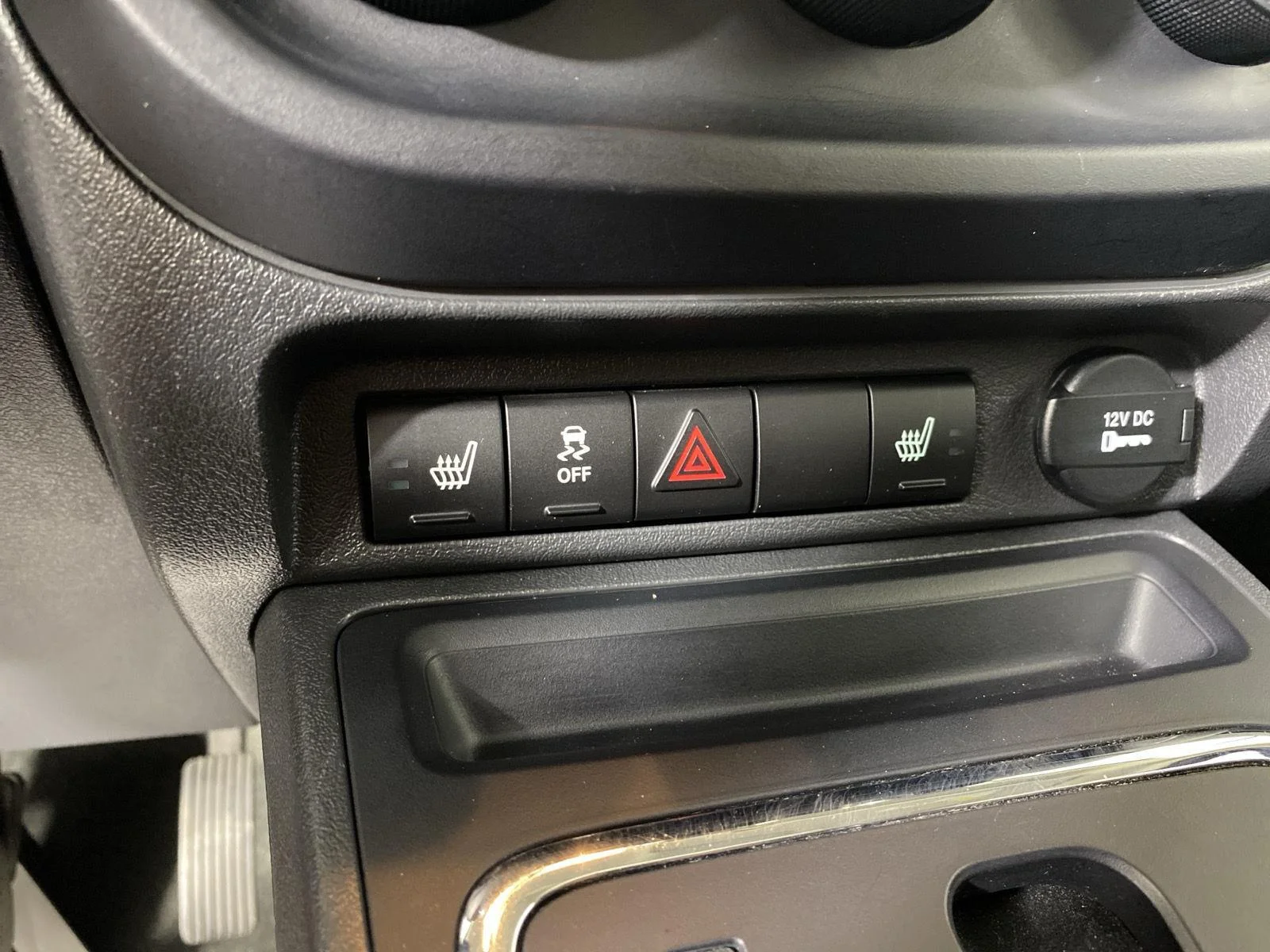 Used 2016 Bright White Clearcoat Jeep High Altitude Edition image 21