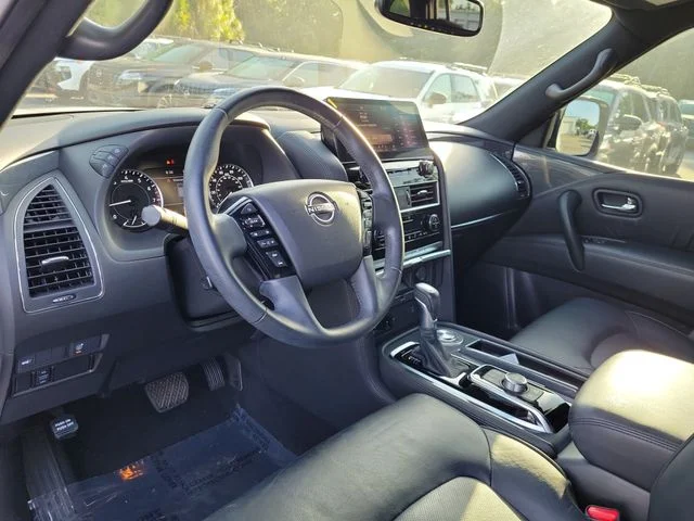 Used 2022 White Nissan SL image 19