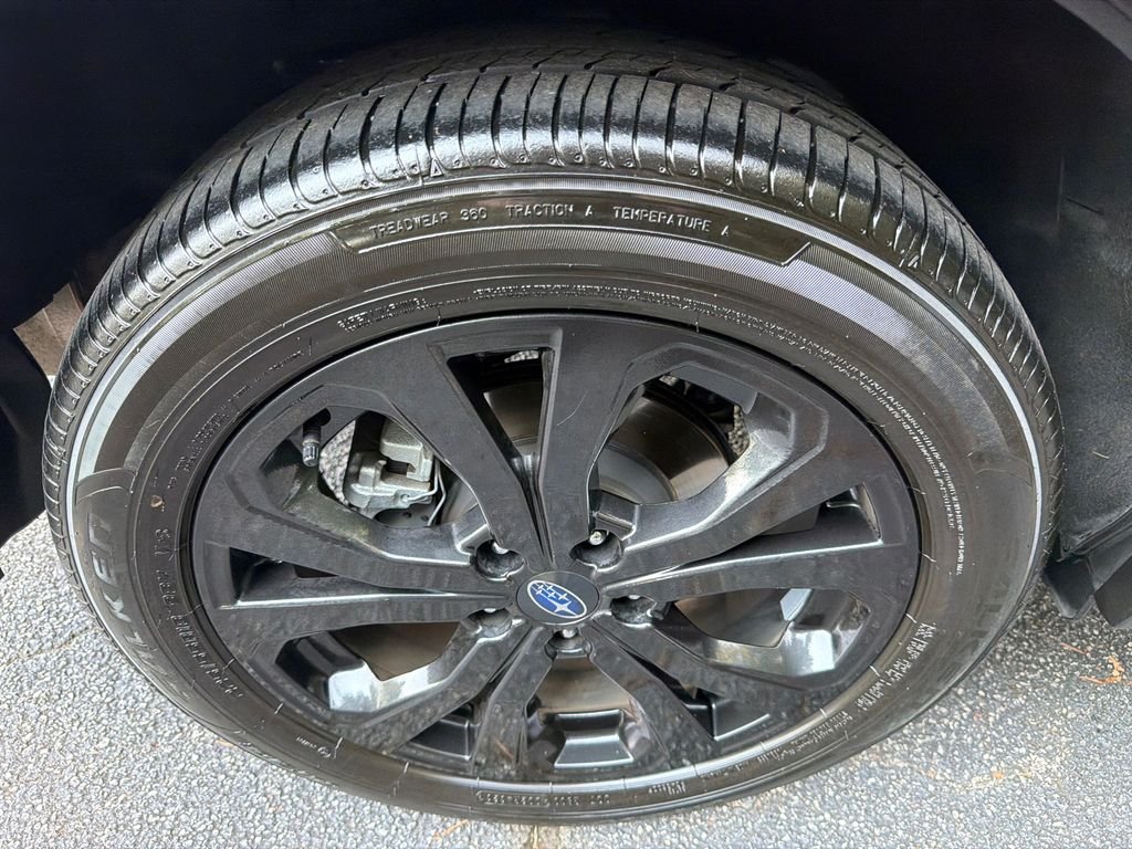 Used 2024 Silver Subaru Sport image 17