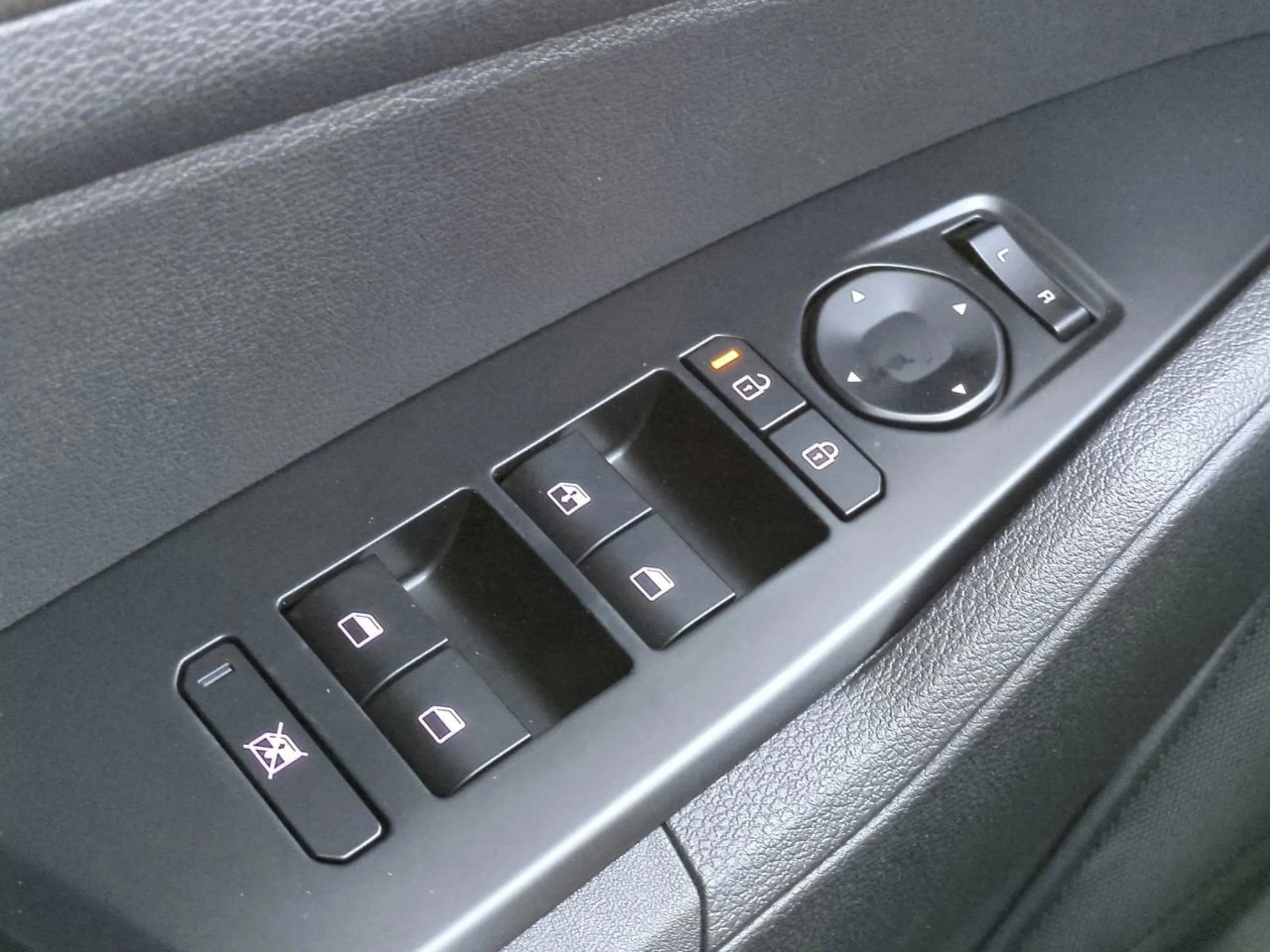 2026 Kia Sportage LX Hybrid - Photo 25