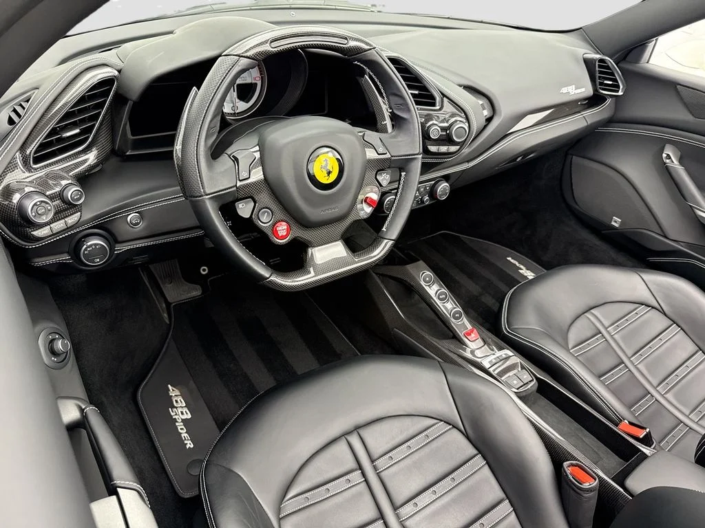 Used 2018 Bianco Avus Ferrari Base image 18