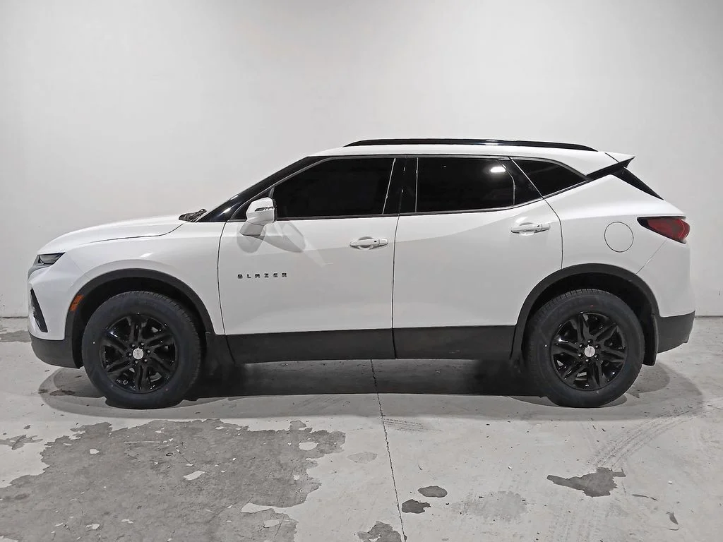 Used 2021 White Chevrolet LT image 4