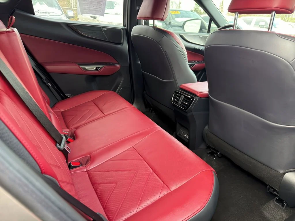 Used 2022 Atomic Silver Lexus Luxury image 25